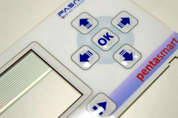 Пленочная клавиатура с двухсторонним монтажом схемы