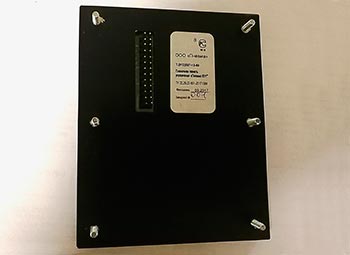 Обратная сторона пленочной клавиатуры с жестким основанием
